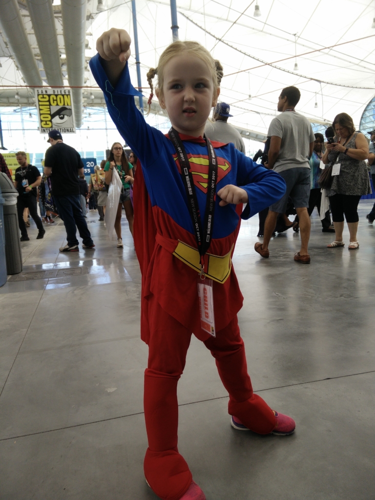 SDCC 2017 Supergirl cosplay